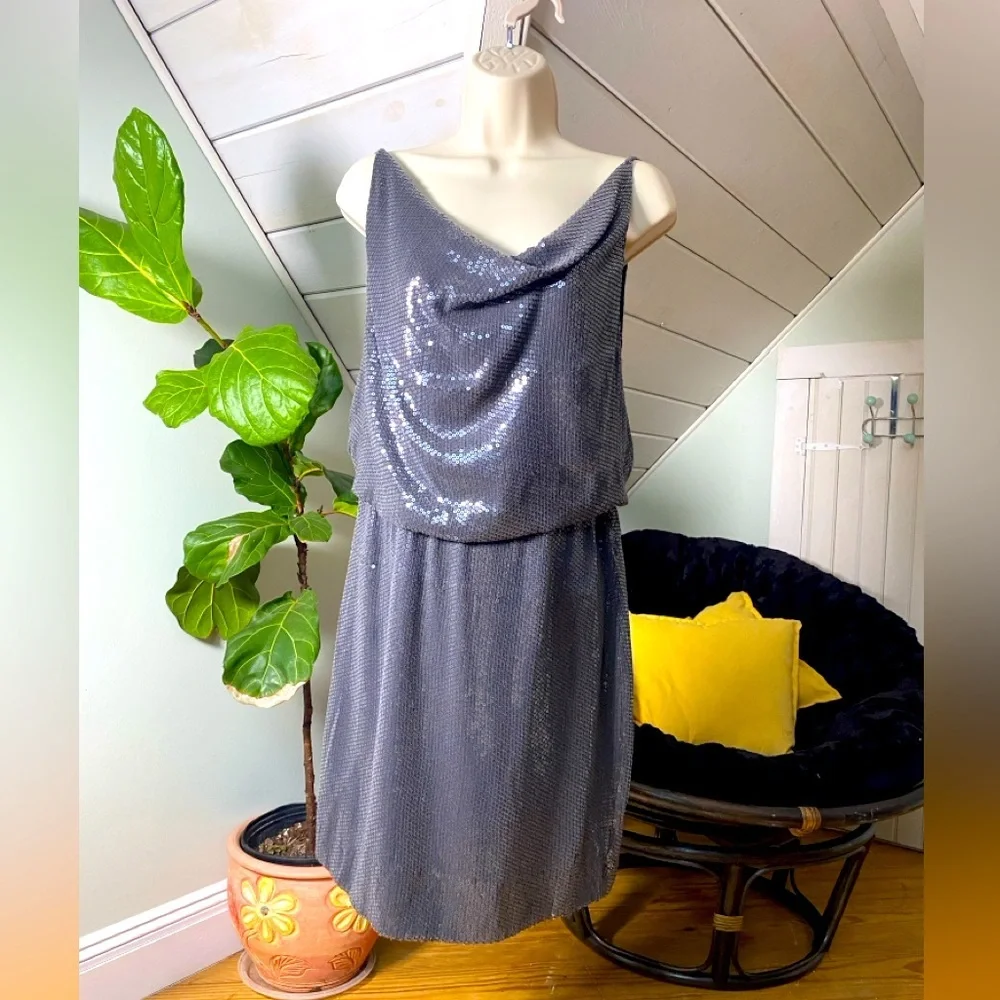 Robert Rodriguez Gunmetal Gray Sequin Silk Open Back Mini Dress Size 6 - Picture 1 of 12
